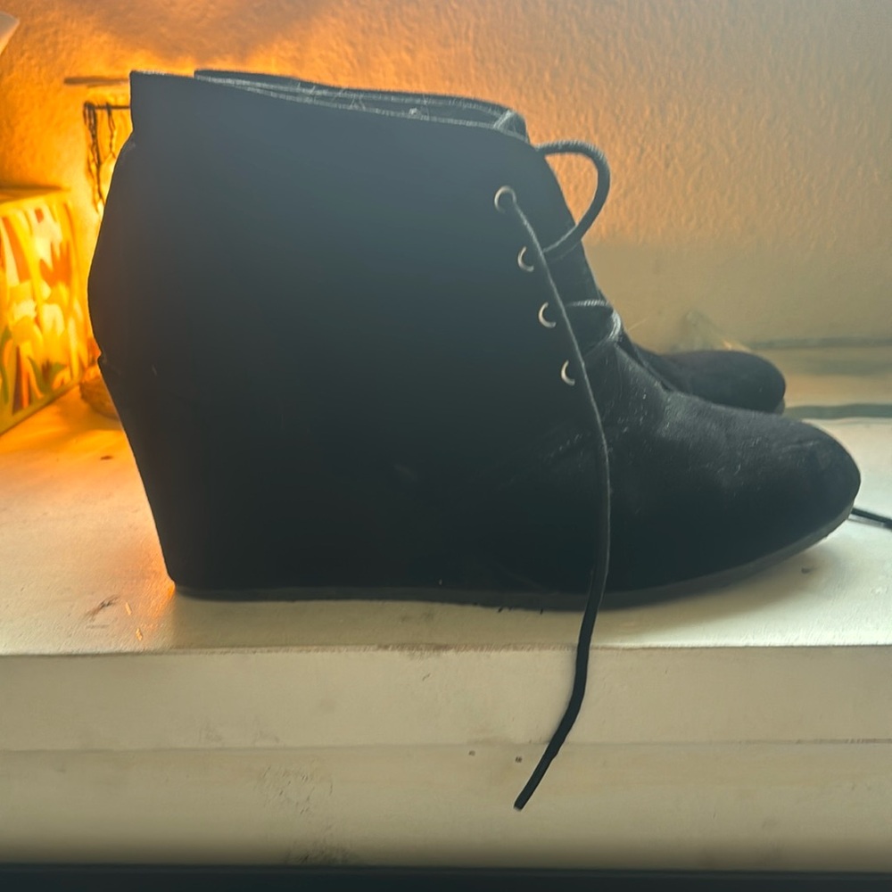 Used cute booties